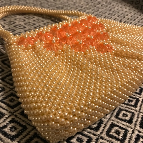 Exclusive Handmade Pearl Handbag - Picture 3 of 6